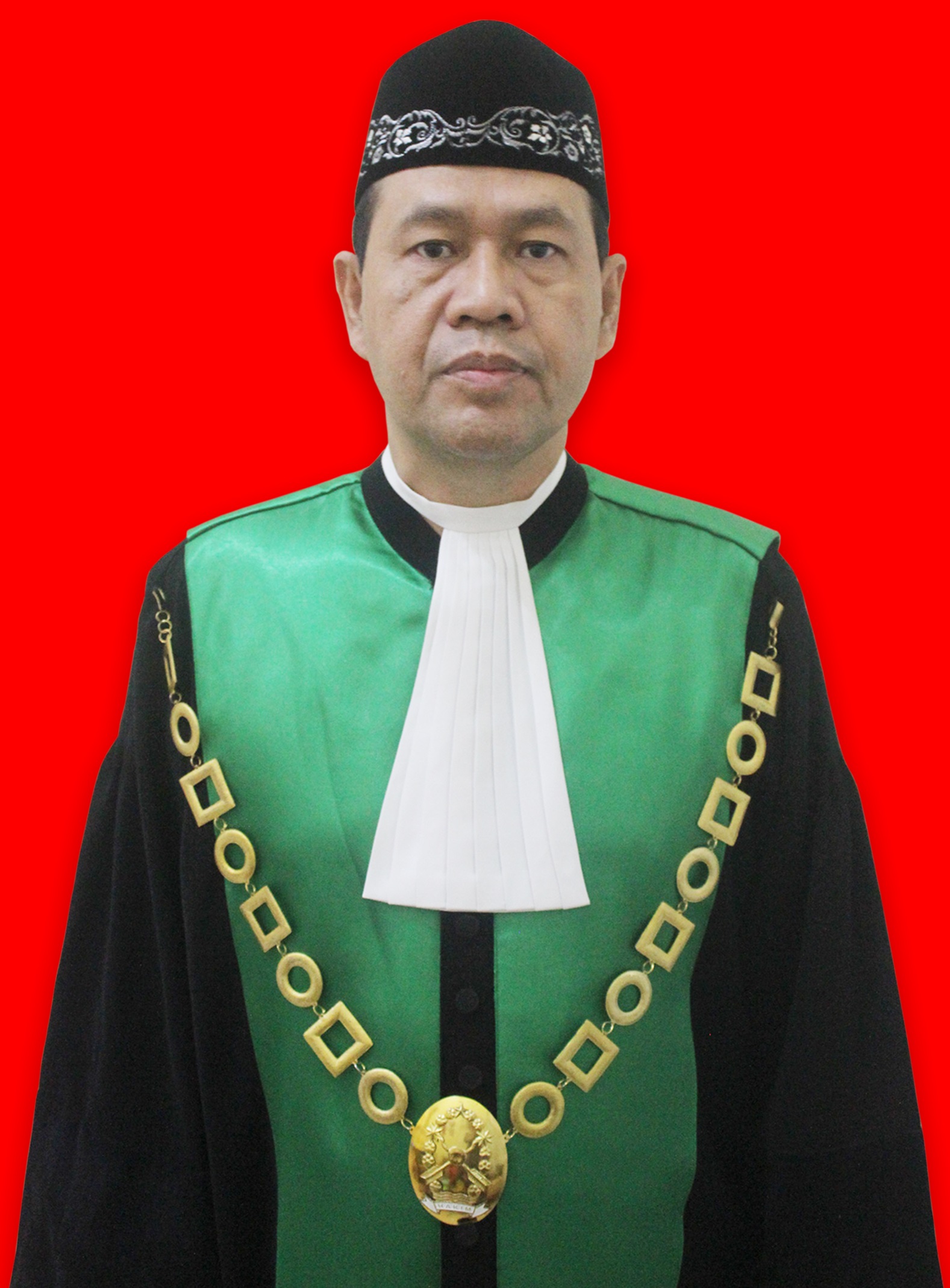 12. Drs. H. Achmad Nurul Huda M